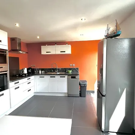 Semesterbostad Maison Vue *